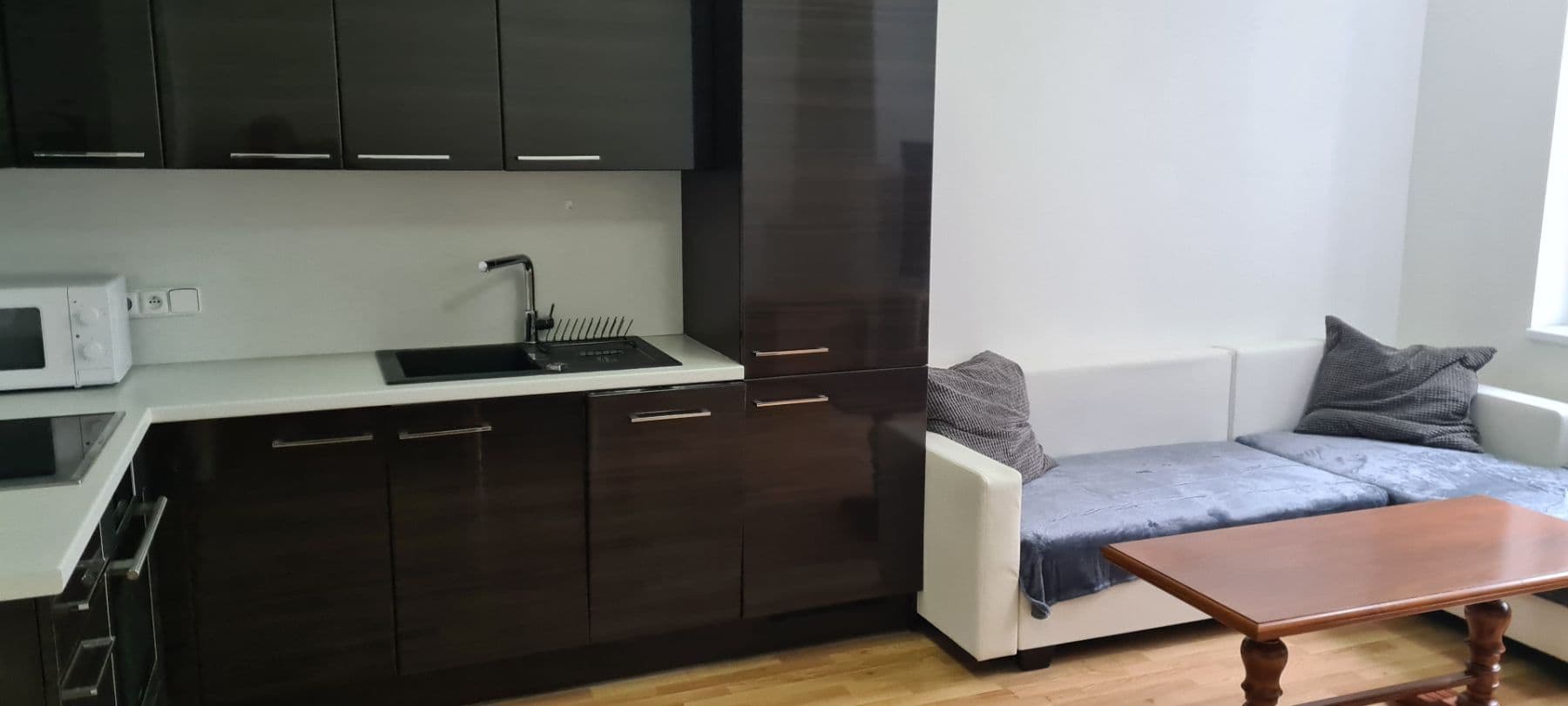 Pronájem bytu 2+kk 47 m², Jeseniova, Praha, Praha Pronájem bytu 2+kk 47 m², Jeseniova, Praha, Praha
