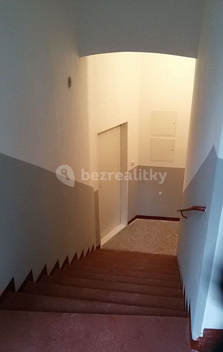 Pronájem bytu 2+1 63 m², Jankovcova, Teplice, Ústecký kraj Pronájem bytu 2+1 63 m², Jankovcova, Teplice, Ústecký kraj