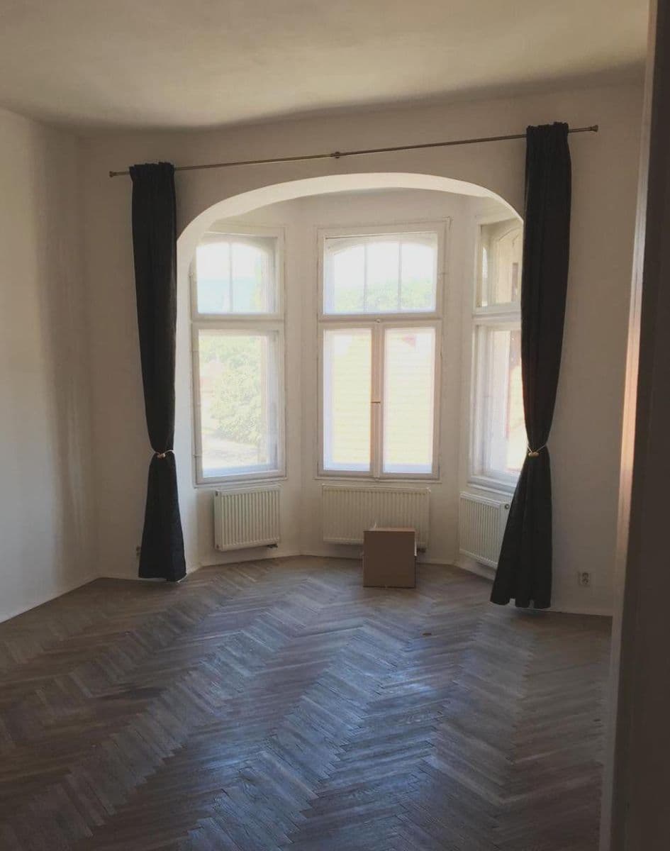 Pronájem bytu 2+1 63 m², Jankovcova, Teplice, Ústecký kraj Pronájem bytu 2+1 63 m², Jankovcova, Teplice, Ústecký kraj
