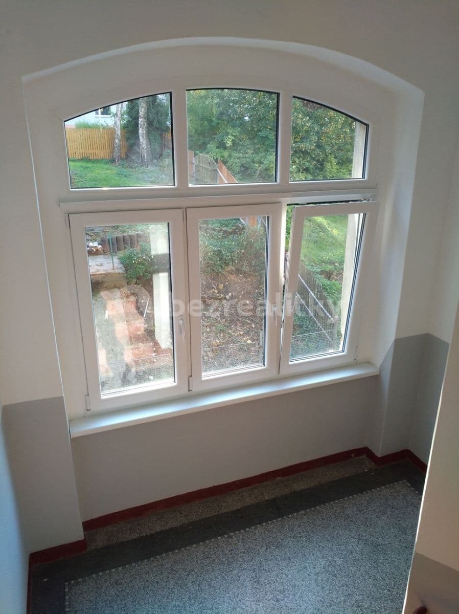 Pronájem bytu 1+1 28 m², Jankovcova, Teplice, Ústecký kraj Pronájem bytu 1+1 28 m², Jankovcova, Teplice, Ústecký kraj