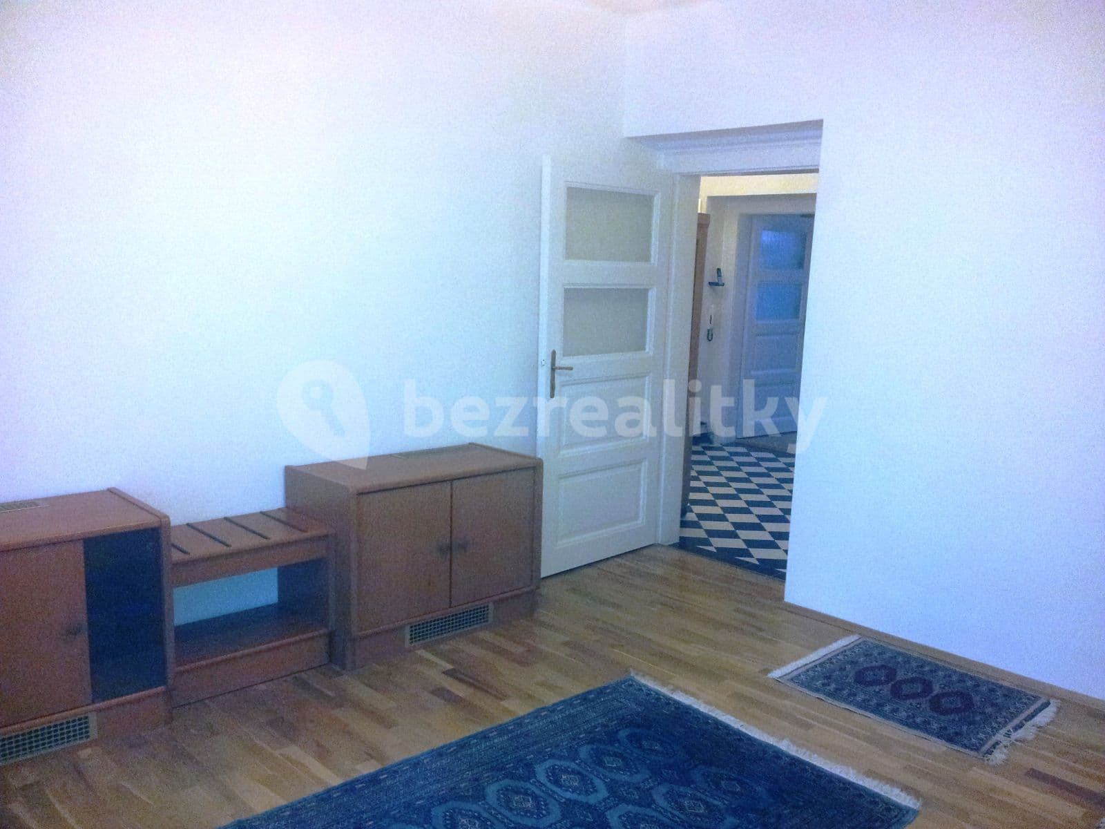 Pronájem bytu 3+1 80 m², Kutnauerovo náměstí, Praha, Praha Pronájem bytu 3+1 80 m², Kutnauerovo náměstí, Praha, Praha