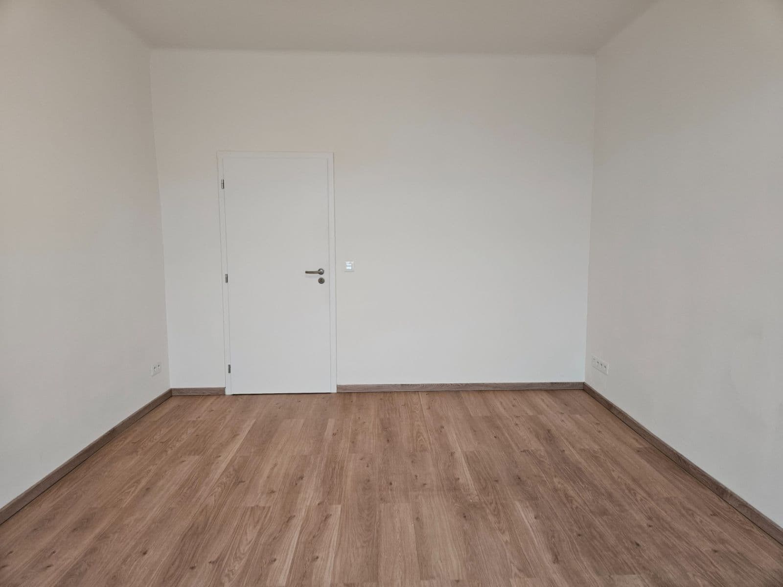Pronájem bytu 1+kk 29 m², Sochařská, Praha, Praha Pronájem bytu 1+kk 29 m², Sochařská, Praha, Praha