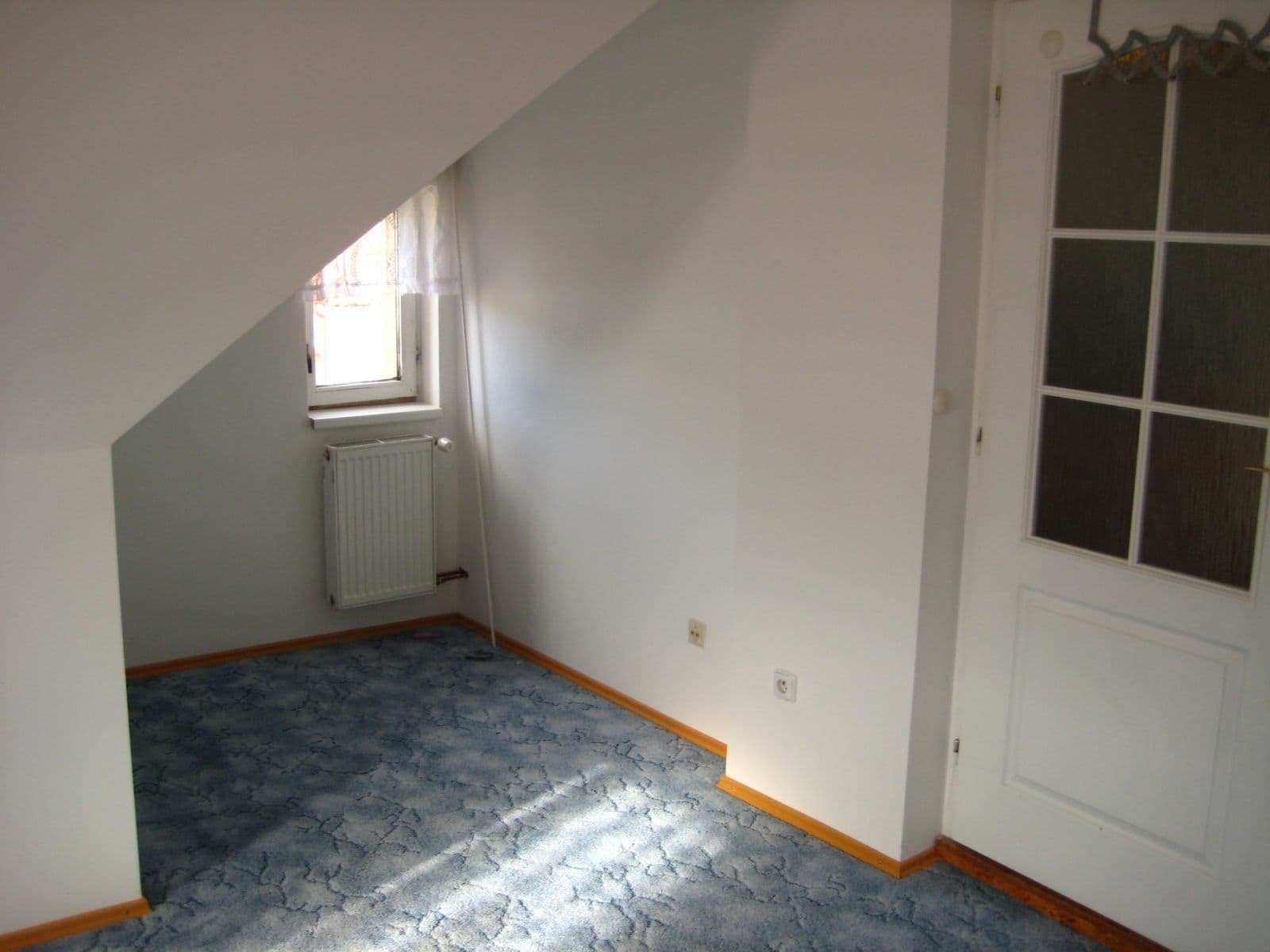 Pronájem bytu 3+kk 88 m², Třebízského, Roztoky, Středočeský kraj Pronájem bytu 3+kk 88 m², Třebízského, Roztoky, Středočeský kraj