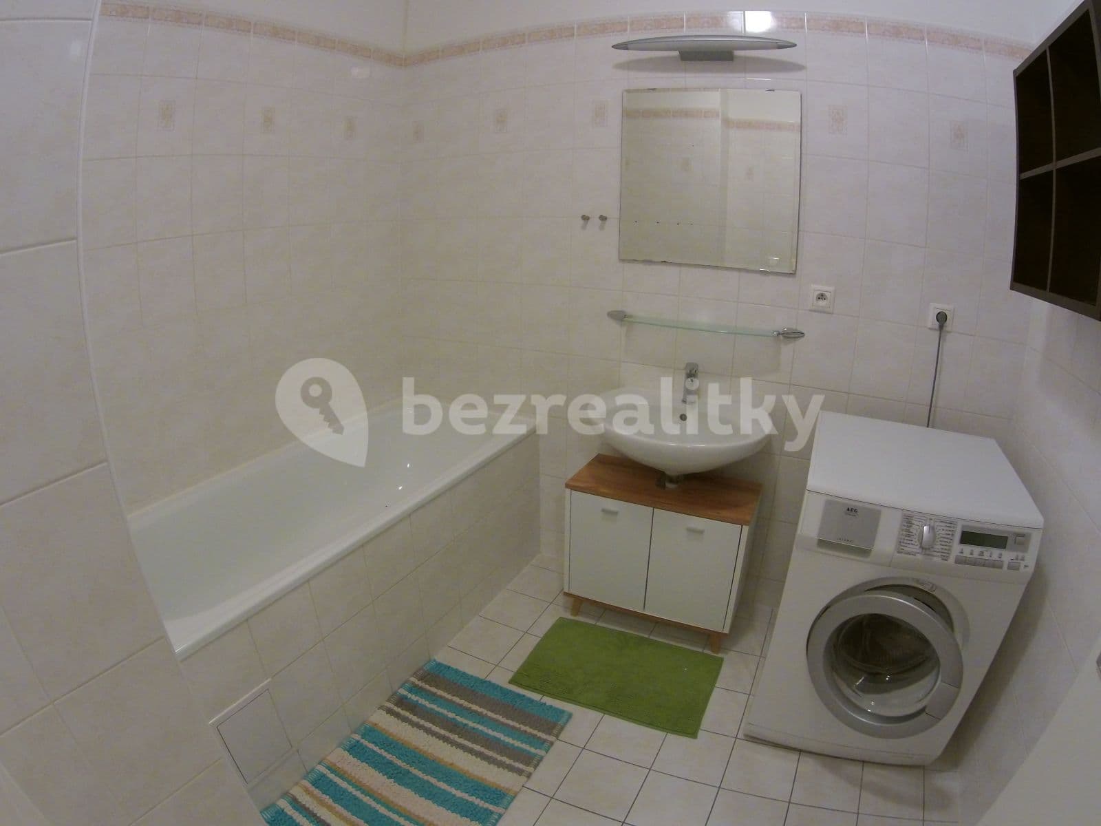 Pronájem bytu 2+kk 58 m², Bechlínská, Praha, Praha Pronájem bytu 2+kk 58 m², Bechlínská, Praha, Praha