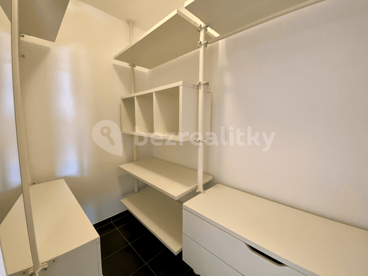 Pronájem bytu 2+kk 65 m², Lanžhotská, Praha, Praha Pronájem bytu 2+kk 65 m², Lanžhotská, Praha, Praha