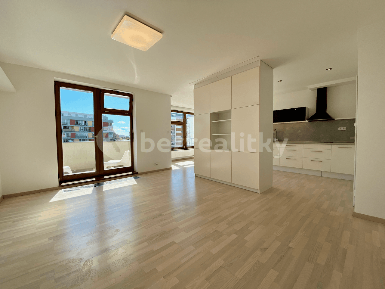 Pronájem bytu 2+kk 65 m², Lanžhotská, Praha, Praha Pronájem bytu 2+kk 65 m², Lanžhotská, Praha, Praha