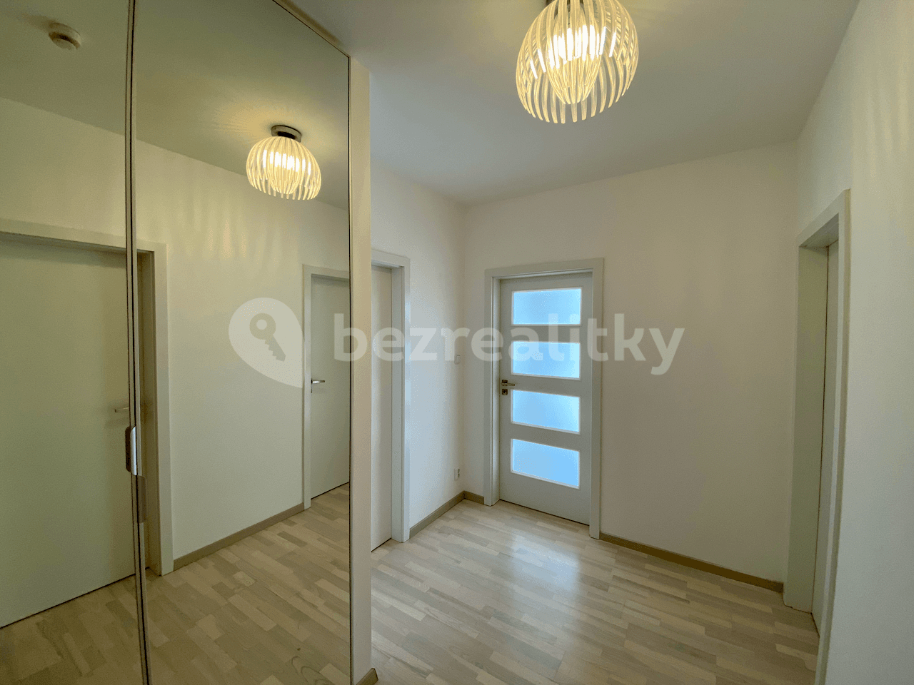 Pronájem bytu 2+kk 65 m², Lanžhotská, Praha, Praha Pronájem bytu 2+kk 65 m², Lanžhotská, Praha, Praha