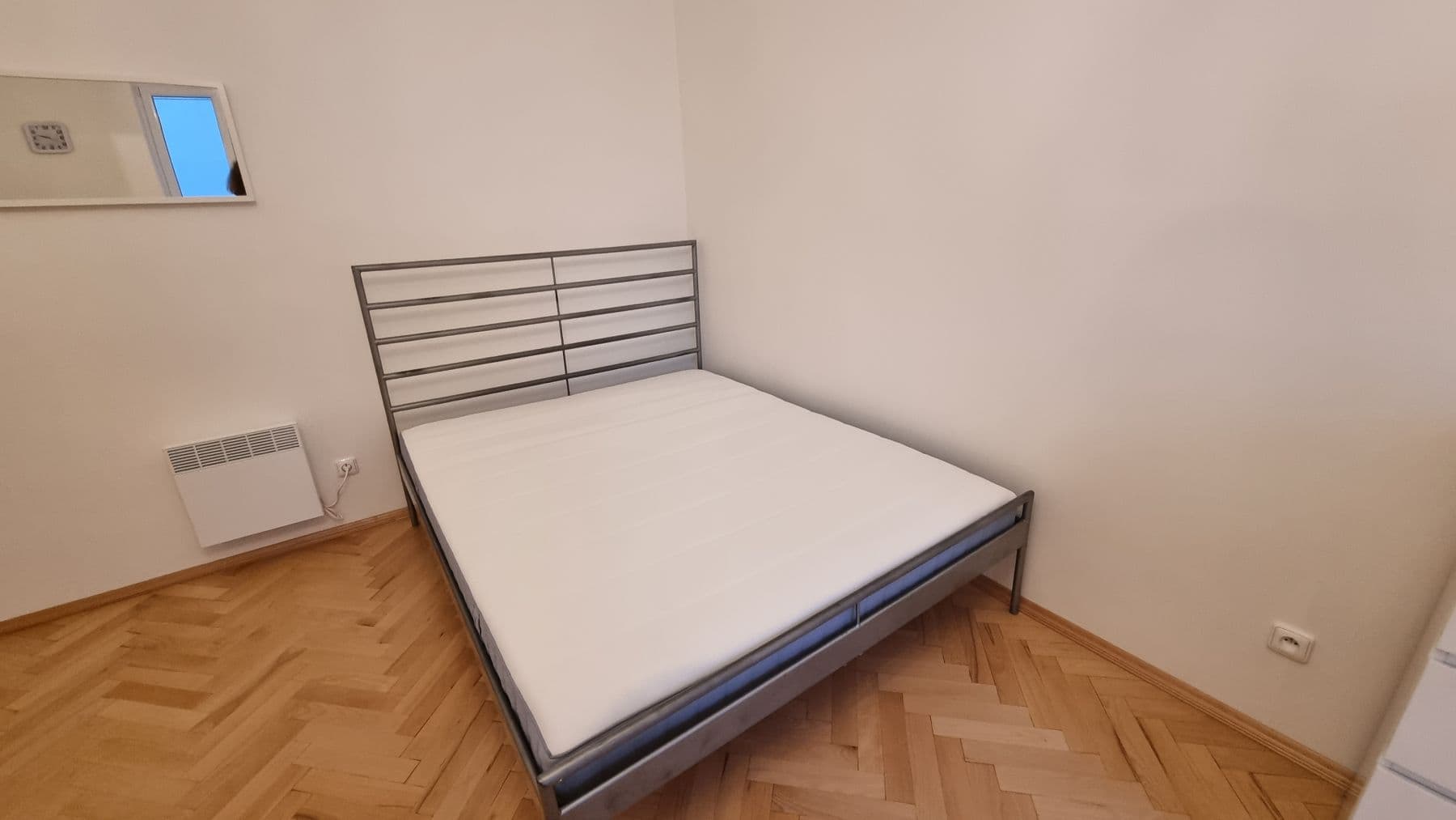 Pronájem bytu 1+kk 30 m², Tusarova, Praha, Praha Pronájem bytu 1+kk 30 m², Tusarova, Praha, Praha