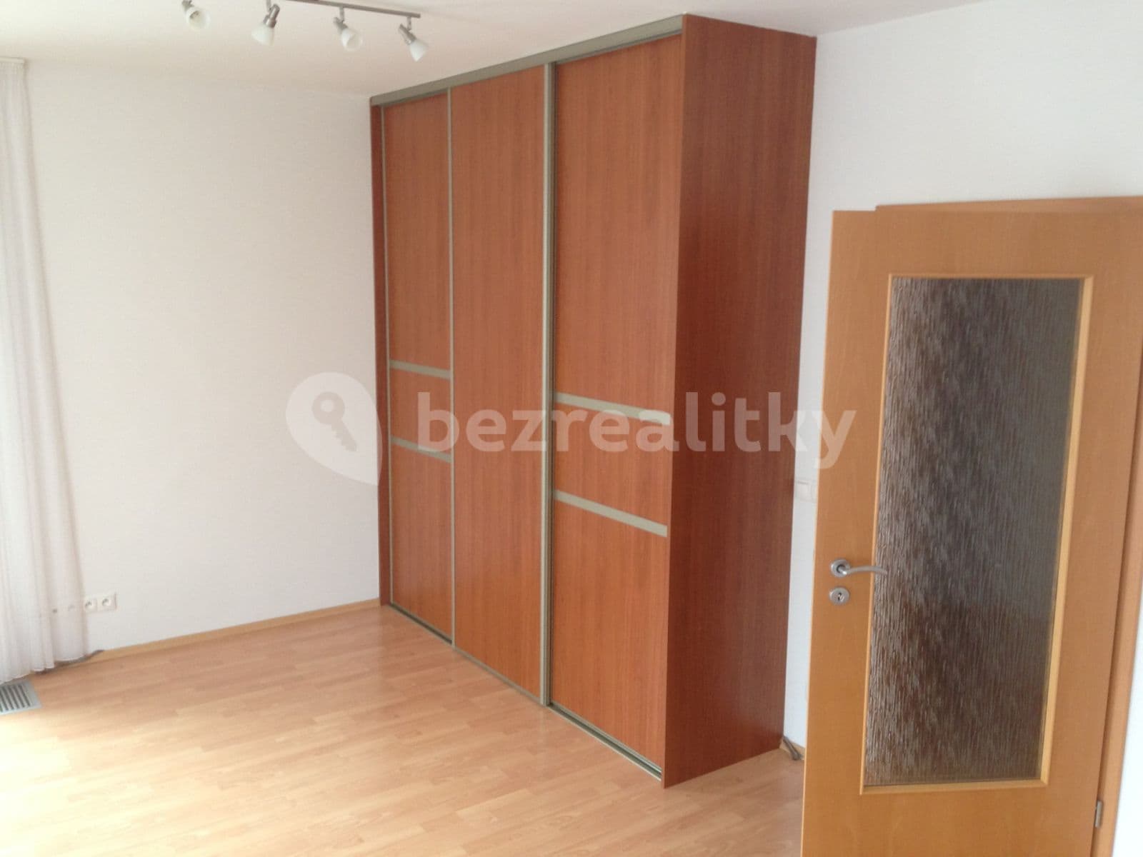 Pronájem bytu 1+kk 35 m², Praha, Praha Pronájem bytu 1+kk 35 m², Praha, Praha