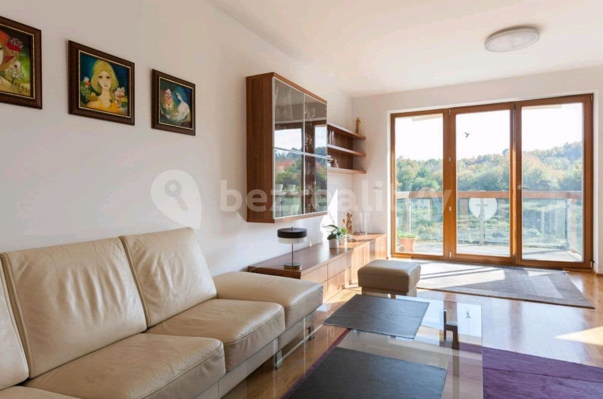 Pronájem bytu 4+kk 104 m², Linhartova, Praha, Praha Pronájem bytu 4+kk 104 m², Linhartova, Praha, Praha
