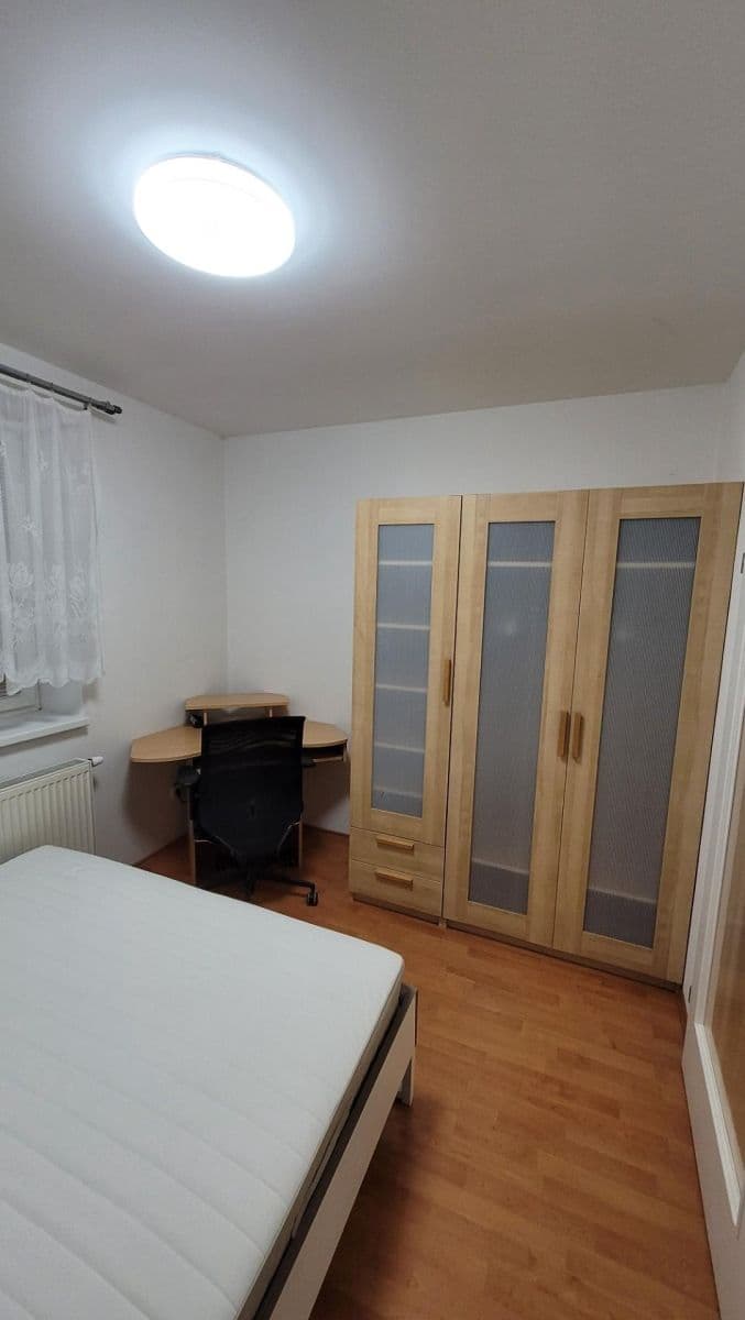 Pronájem bytu 2+kk 39 m², Švehlova, Šlapanice, Jihomoravský kraj Pronájem bytu 2+kk 39 m², Švehlova, Šlapanice, Jihomoravský kraj