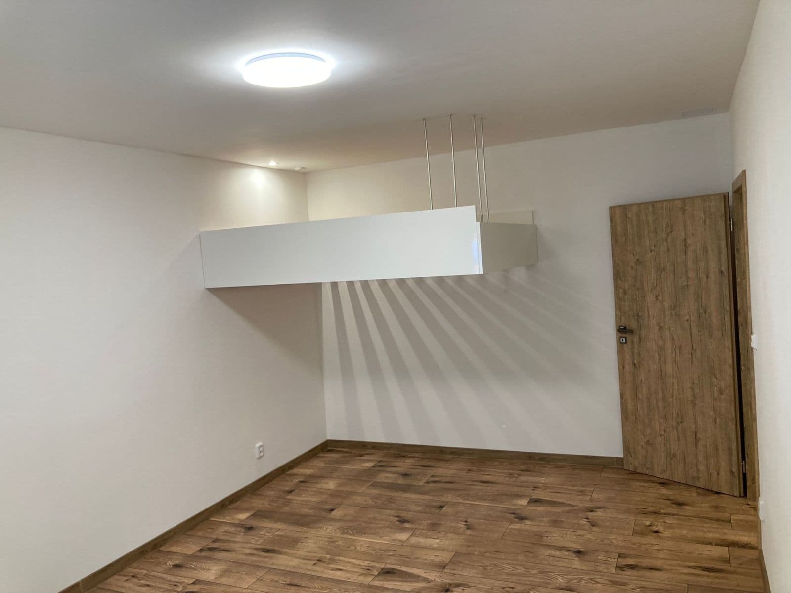 Pronájem bytu 1+1 35 m², Finská, Kladno, Středočeský kraj Pronájem bytu 1+1 35 m², Finská, Kladno, Středočeský kraj