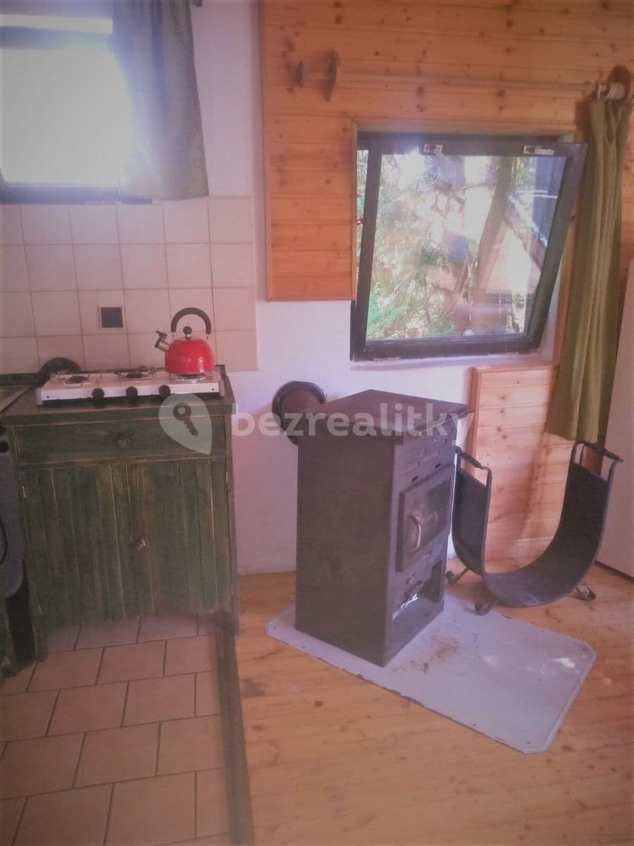 Pronájem chaty, chalupy 35 m², pozemek 400 m², Šlemínská, Hradištko, Středočeský kraj Pronájem chaty, chalupy 35 m², pozemek 400 m², Šlemínská, Hradištko, Středočeský kraj
