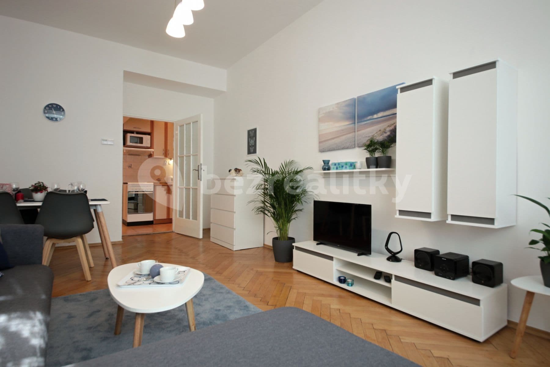 Pronájem bytu 2+1 46 m², ulice Kloboučnická, Praha, Praha Pronájem bytu 2+1 46 m², ulice Kloboučnická, Praha, Praha
