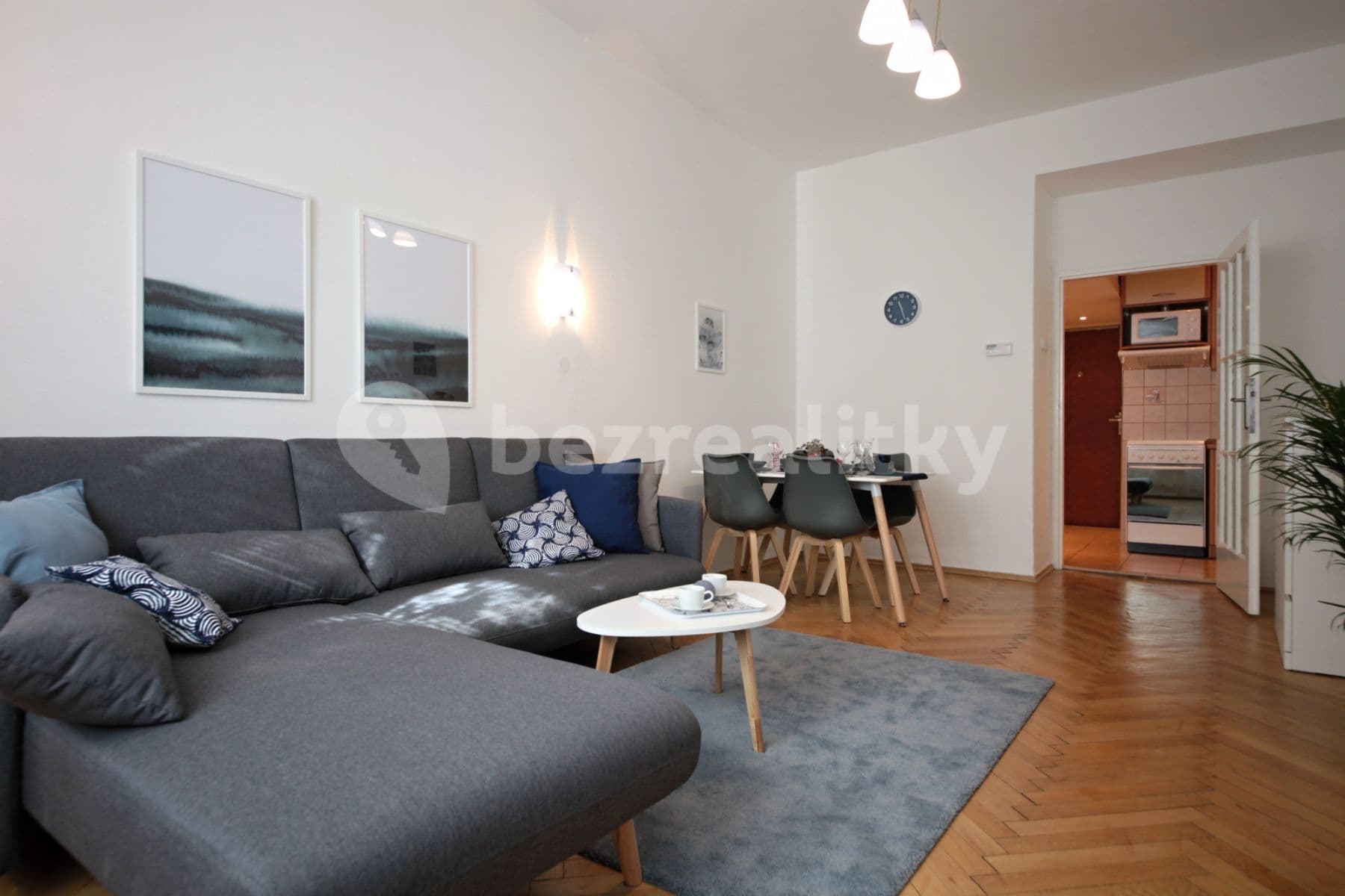 Pronájem bytu 2+1 46 m², ulice Kloboučnická, Praha, Praha Pronájem bytu 2+1 46 m², ulice Kloboučnická, Praha, Praha