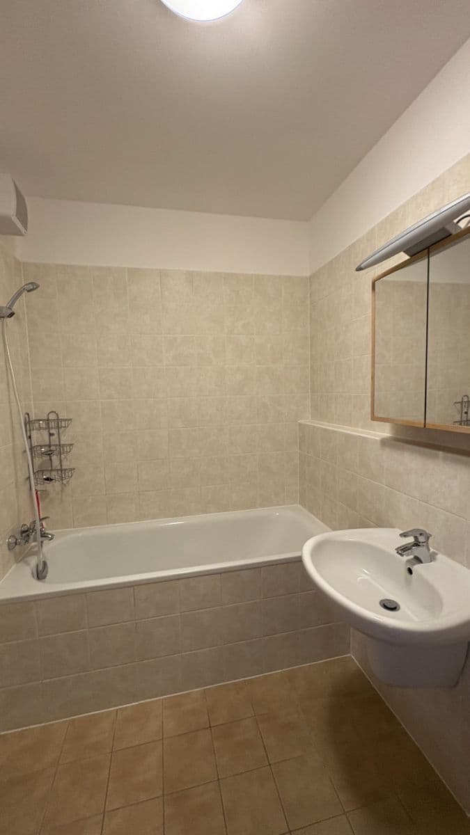 Pronájem bytu 2+kk 58 m², Smetáčkova, Praha, Praha Pronájem bytu 2+kk 58 m², Smetáčkova, Praha, Praha