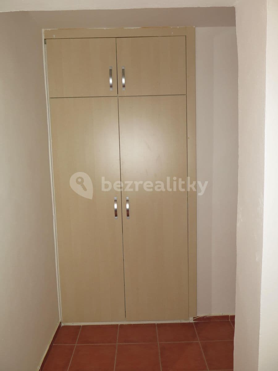 Pronájem bytu 2+kk 41 m², Na Topolce, Praha, Praha Pronájem bytu 2+kk 41 m², Na Topolce, Praha, Praha