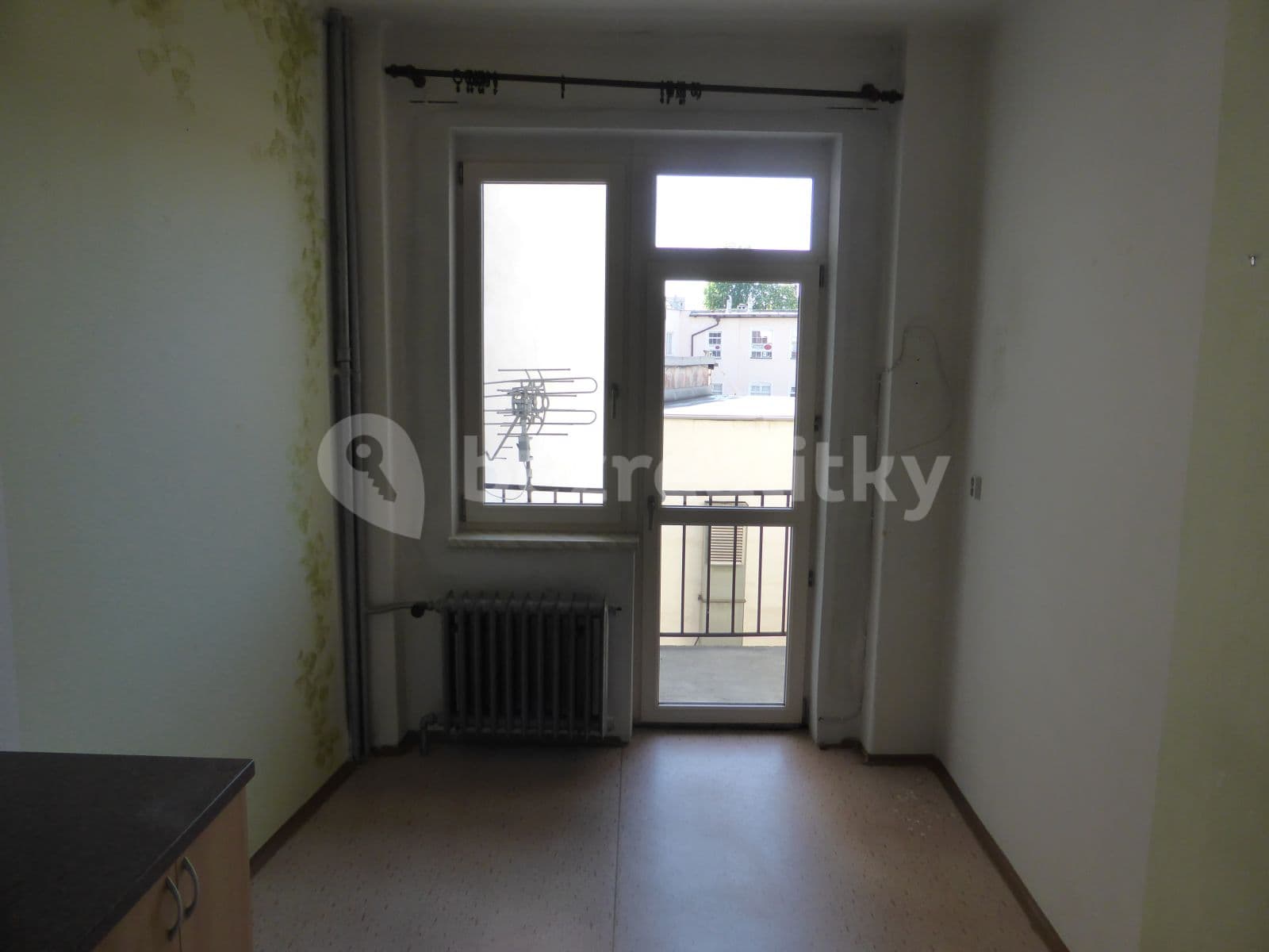 Pronájem bytu 1+1 45 m², Smilova, Pardubice, Pardubický kraj Pronájem bytu 1+1 45 m², Smilova, Pardubice, Pardubický kraj