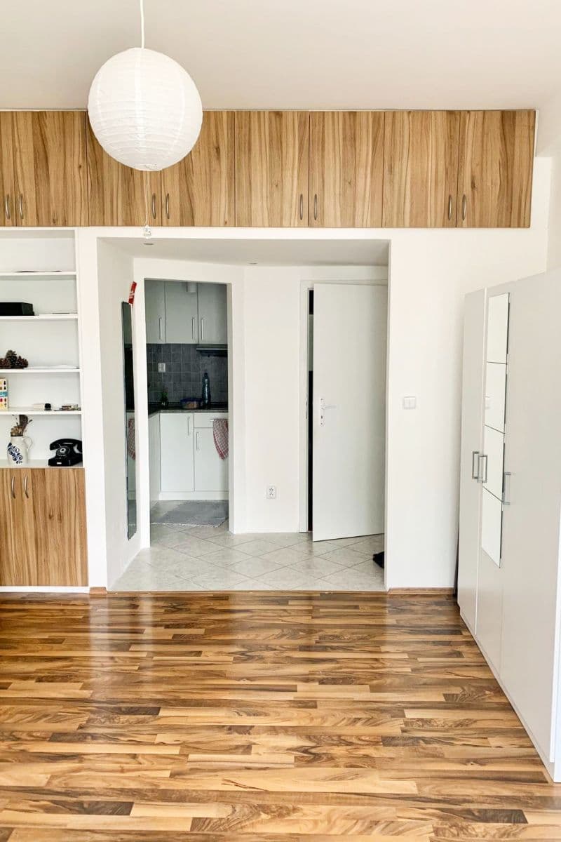 Pronájem bytu 1+1 29 m², Na Dionysce, Praha, Praha Pronájem bytu 1+1 29 m², Na Dionysce, Praha, Praha