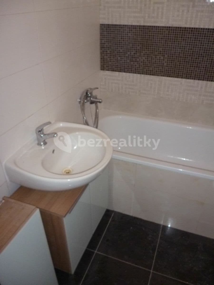 Pronájem bytu 3+1 74 m², Brněnská, Plzeň, Plzeňský kraj Pronájem bytu 3+1 74 m², Brněnská, Plzeň, Plzeňský kraj