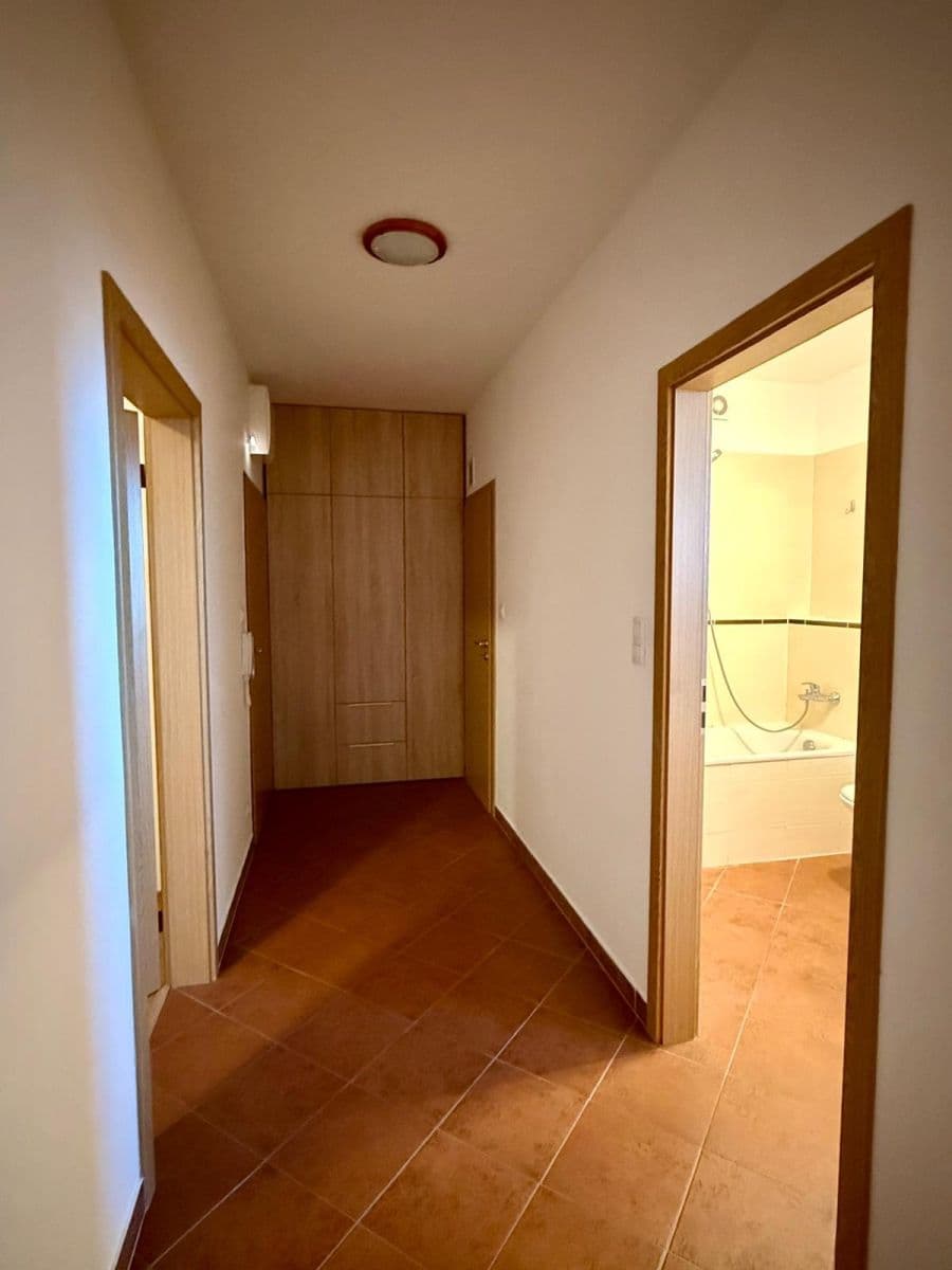 Pronájem bytu 2+kk 61 m², Laurinova, Praha, Praha Pronájem bytu 2+kk 61 m², Laurinova, Praha, Praha