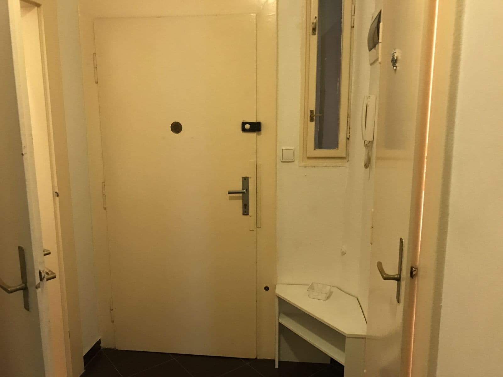 Pronájem bytu 2+kk 42 m², Jugoslávských partyzánů, Praha, Praha Pronájem bytu 2+kk 42 m², Jugoslávských partyzánů, Praha, Praha