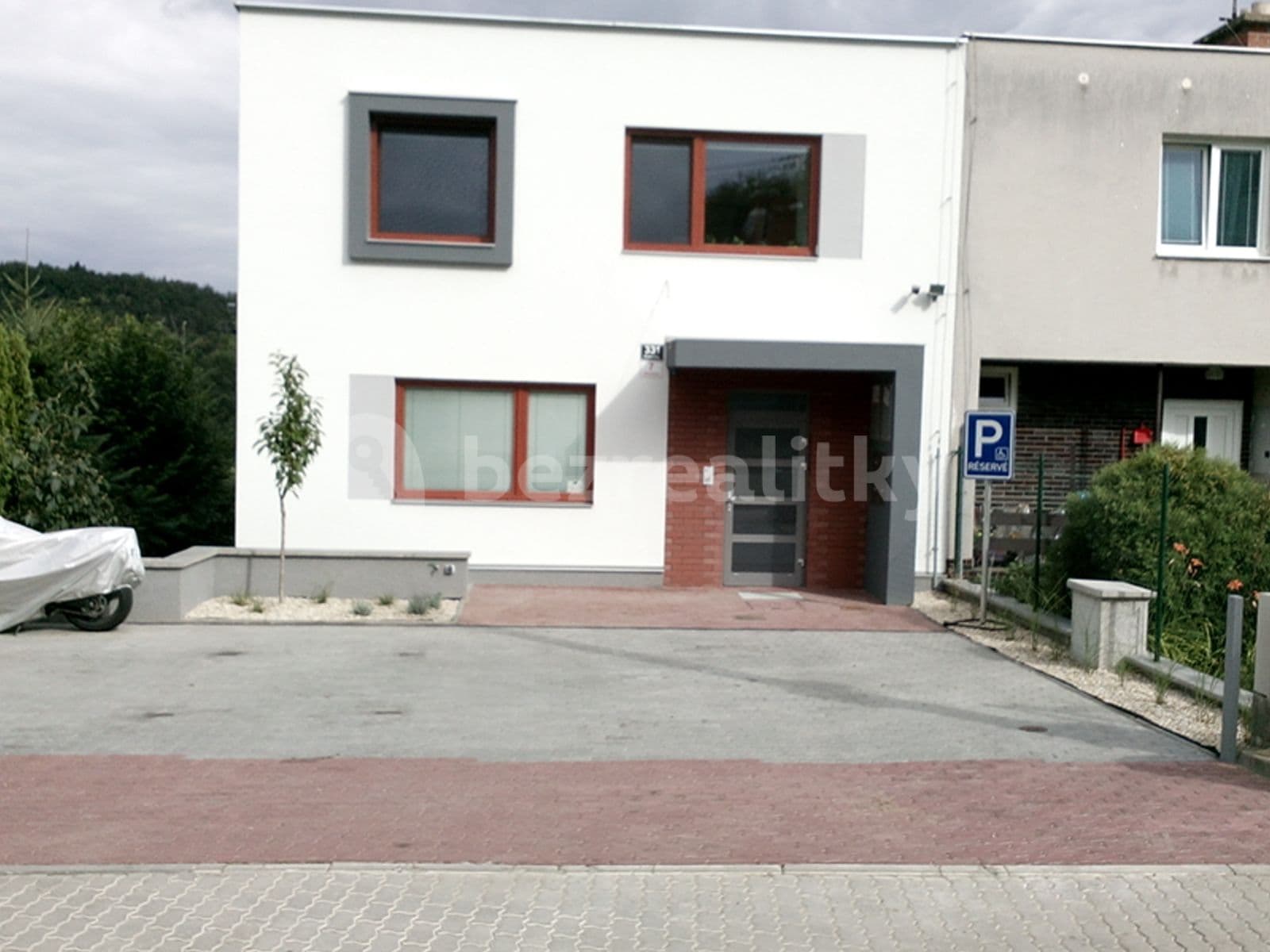 Pronájem bytu 1+kk 40 m², Šikulova, Brno, Jihomoravský kraj Pronájem bytu 1+kk 40 m², Šikulova, Brno, Jihomoravský kraj