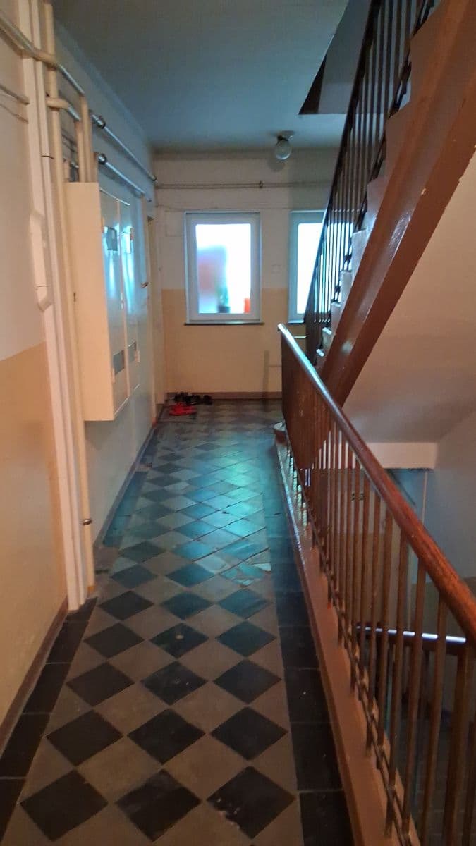 Pronájem bytu 2+kk 55 m², Na Popluží, Ústí nad Labem, Ústecký kraj Pronájem bytu 2+kk 55 m², Na Popluží, Ústí nad Labem, Ústecký kraj
