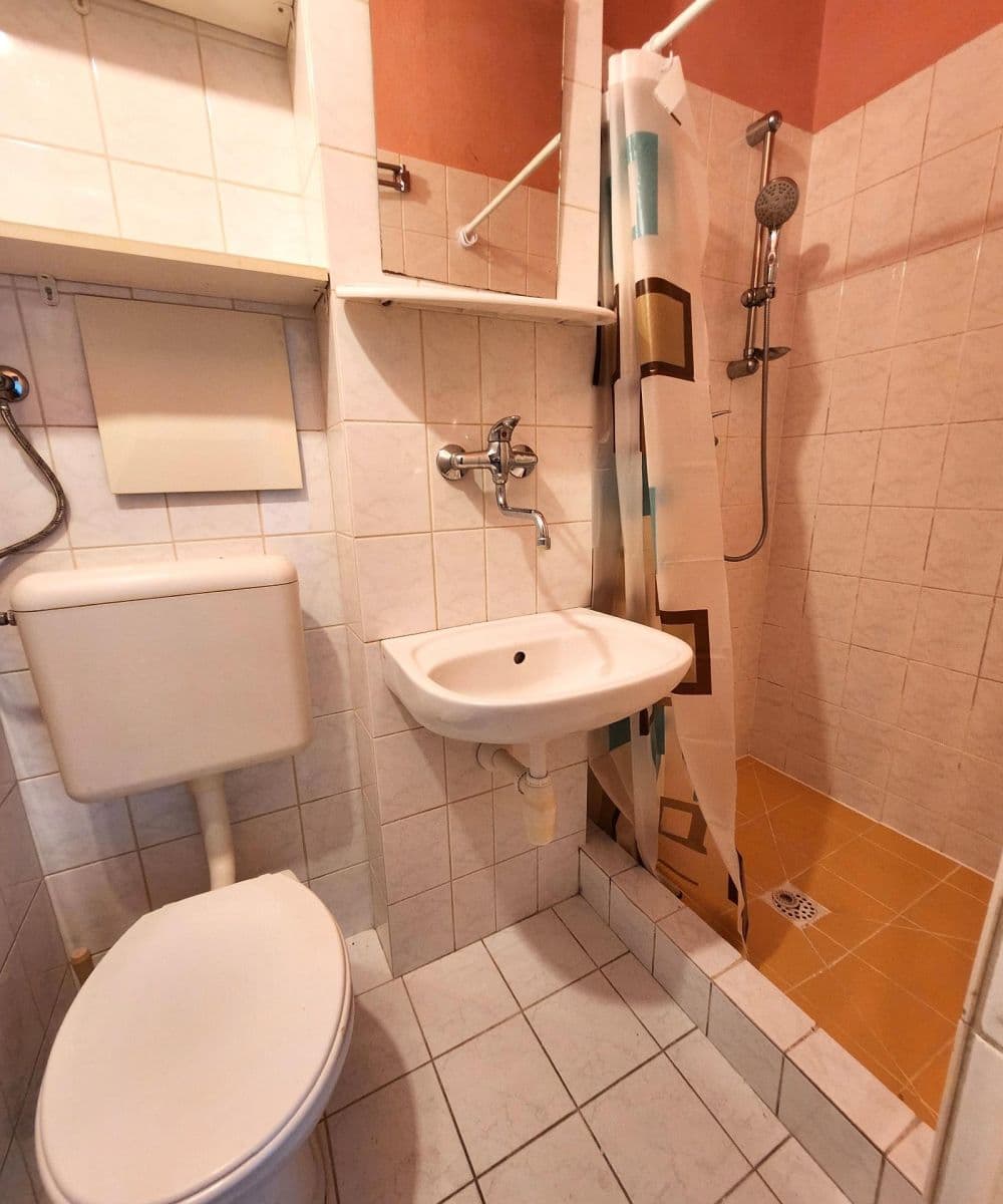 Pronájem bytu 1+1 30 m², Praha, Praha Pronájem bytu 1+1 30 m², Praha, Praha
