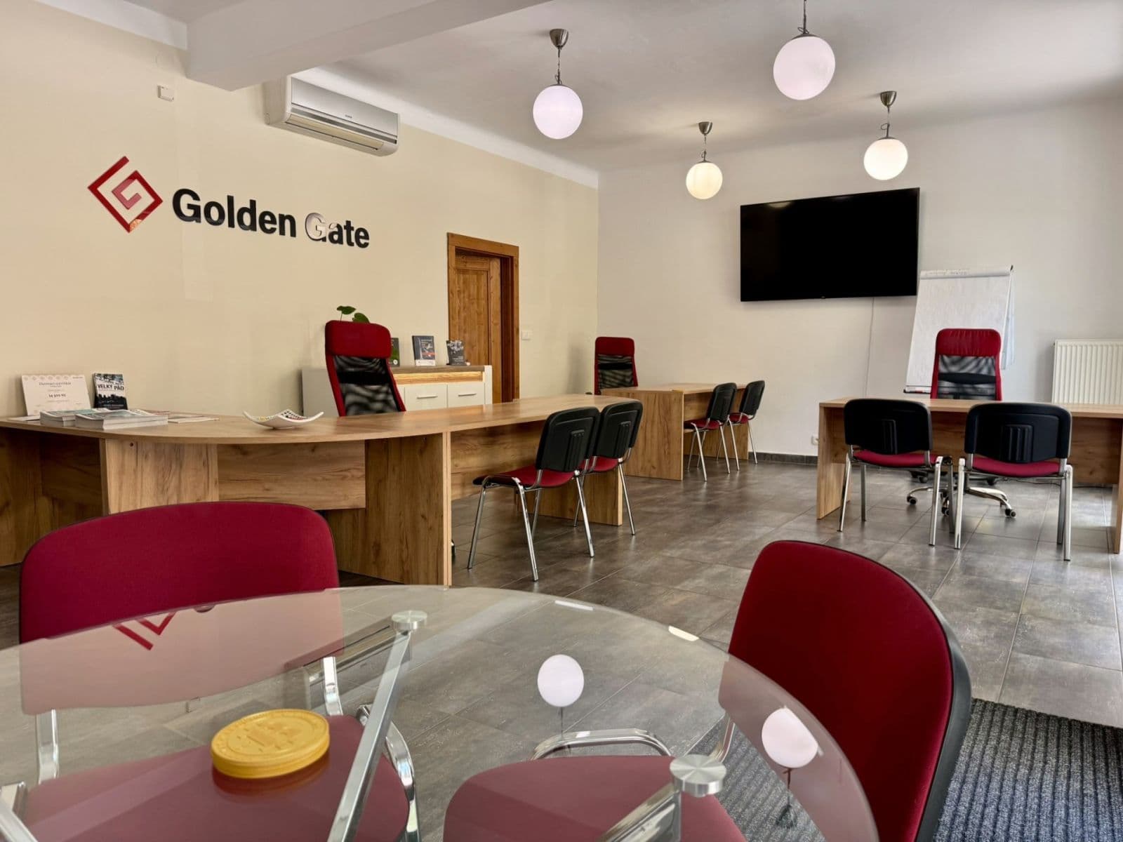 Pronájem nebytového prostoru 77 m², Chelčického, Hradec Králové, Královéhradecký kraj Pronájem nebytového prostoru 77 m², Chelčického, Hradec Králové, Královéhradecký kraj