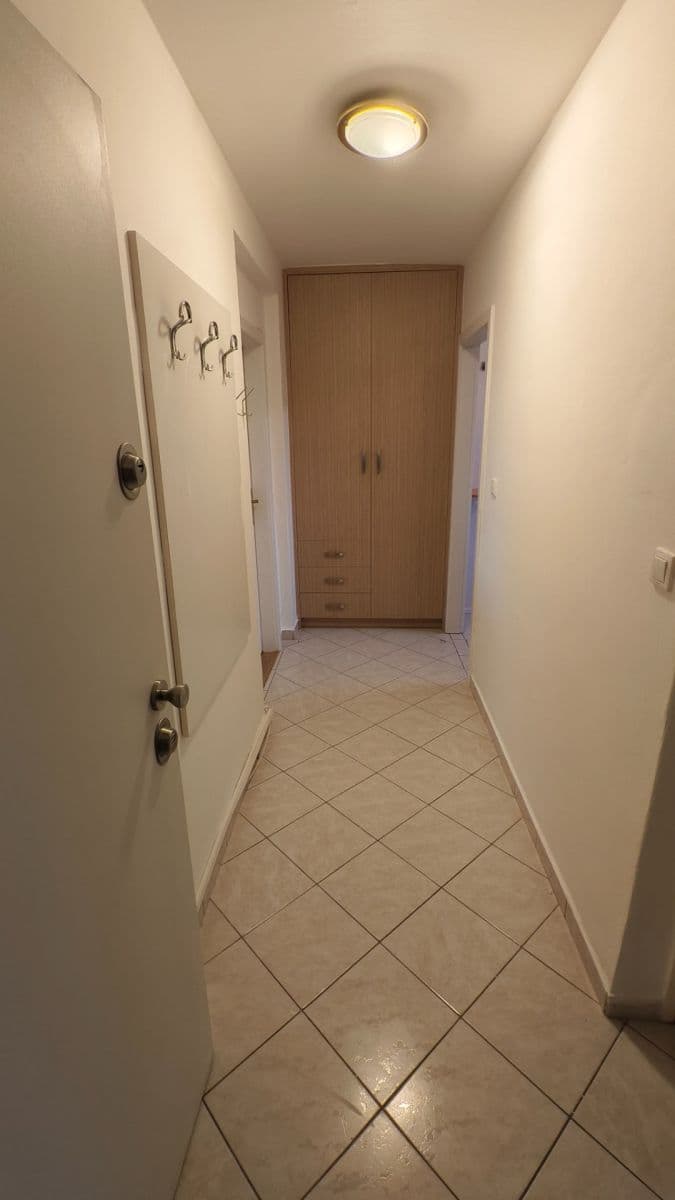 Pronájem bytu 3+1 55 m², Lidická, Kyjov, Jihomoravský kraj Pronájem bytu 3+1 55 m², Lidická, Kyjov, Jihomoravský kraj