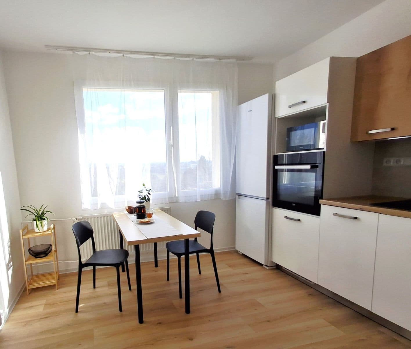 Pronájem bytu 1+1 39 m², Strážnická, Plzeň, Plzeňský kraj Pronájem bytu 1+1 39 m², Strážnická, Plzeň, Plzeňský kraj