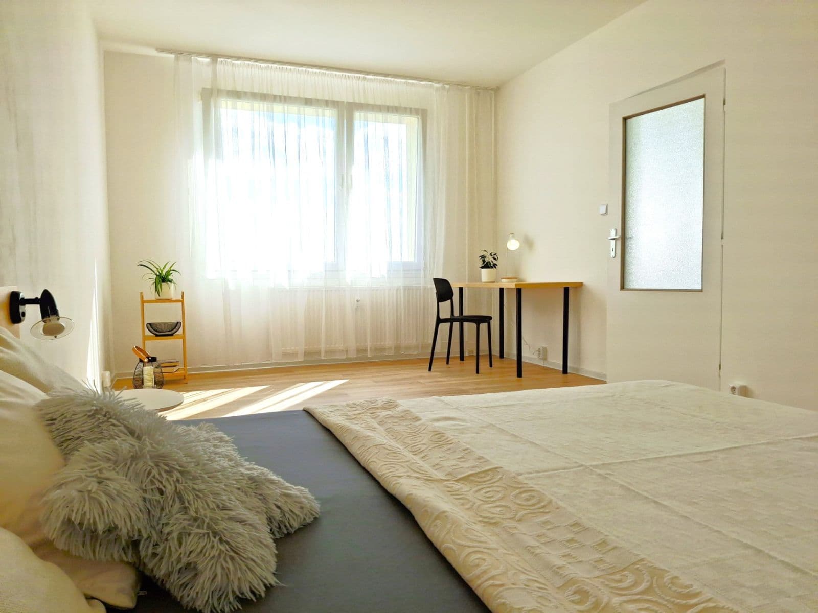 Pronájem bytu 1+1 39 m², Strážnická, Plzeň, Plzeňský kraj Pronájem bytu 1+1 39 m², Strážnická, Plzeň, Plzeňský kraj