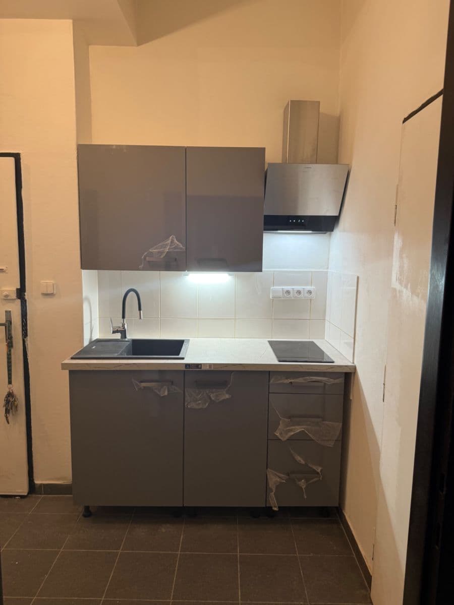 Pronájem bytu 2+kk 55 m², Michelská, Praha, Praha Pronájem bytu 2+kk 55 m², Michelská, Praha, Praha