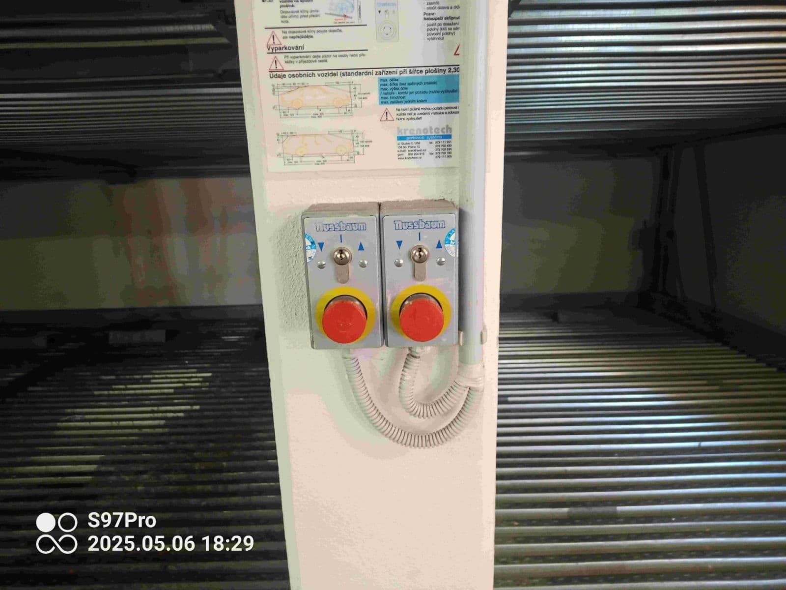 Pronájem garáže 12 m², Musílkova, Praha, Praha Pronájem garáže 12 m², Musílkova, Praha, Praha