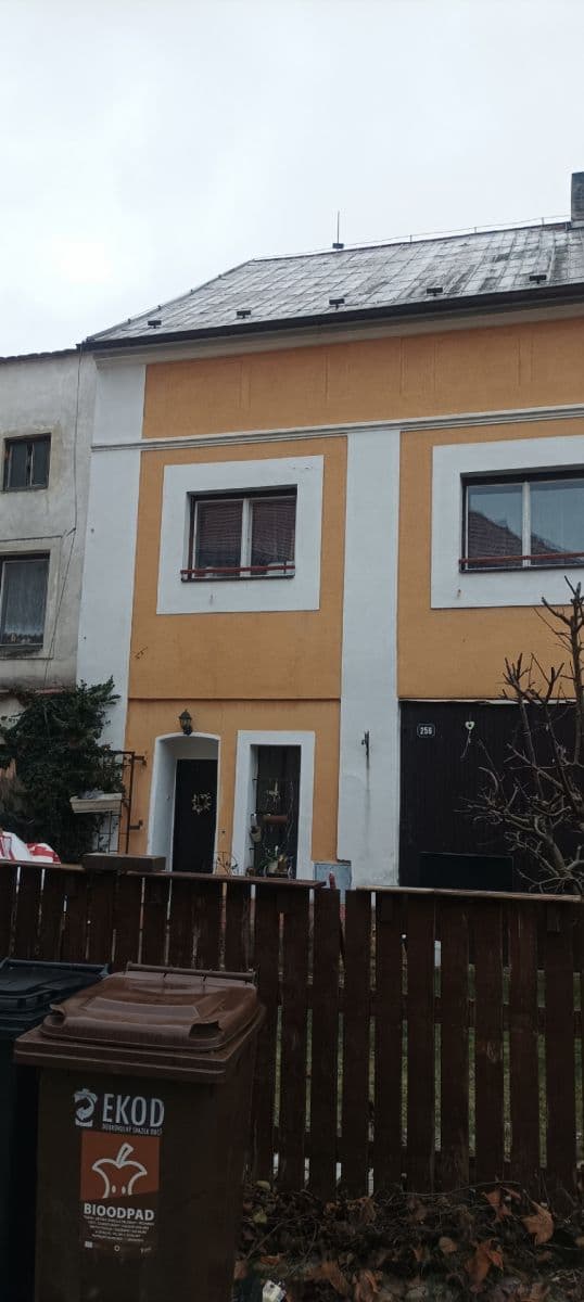 Prodej domu 110 m², pozemek 50 m², Vodní, Dubá, Liberecký kraj Prodej domu 110 m², pozemek 50 m², Vodní, Dubá, Liberecký kraj