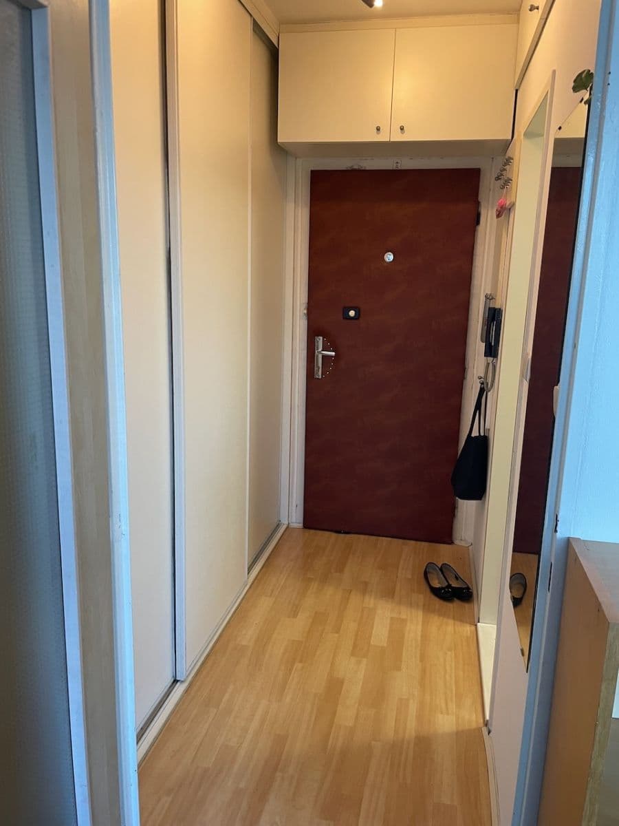 Pronájem bytu 1+kk 34 m², Podvinný mlýn, Praha, Praha Pronájem bytu 1+kk 34 m², Podvinný mlýn, Praha, Praha