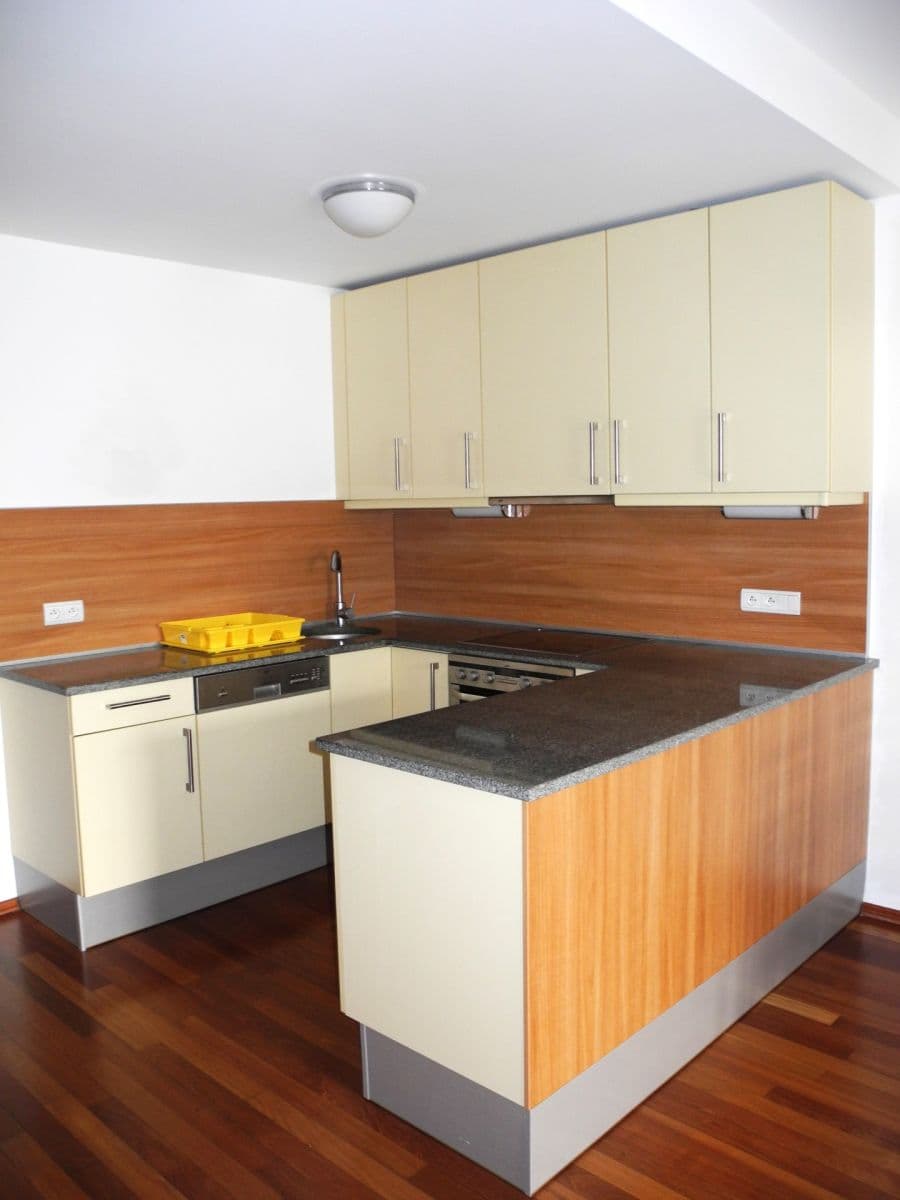 Pronájem bytu 2+kk 69 m², Paříkova, Praha, Praha Pronájem bytu 2+kk 69 m², Paříkova, Praha, Praha