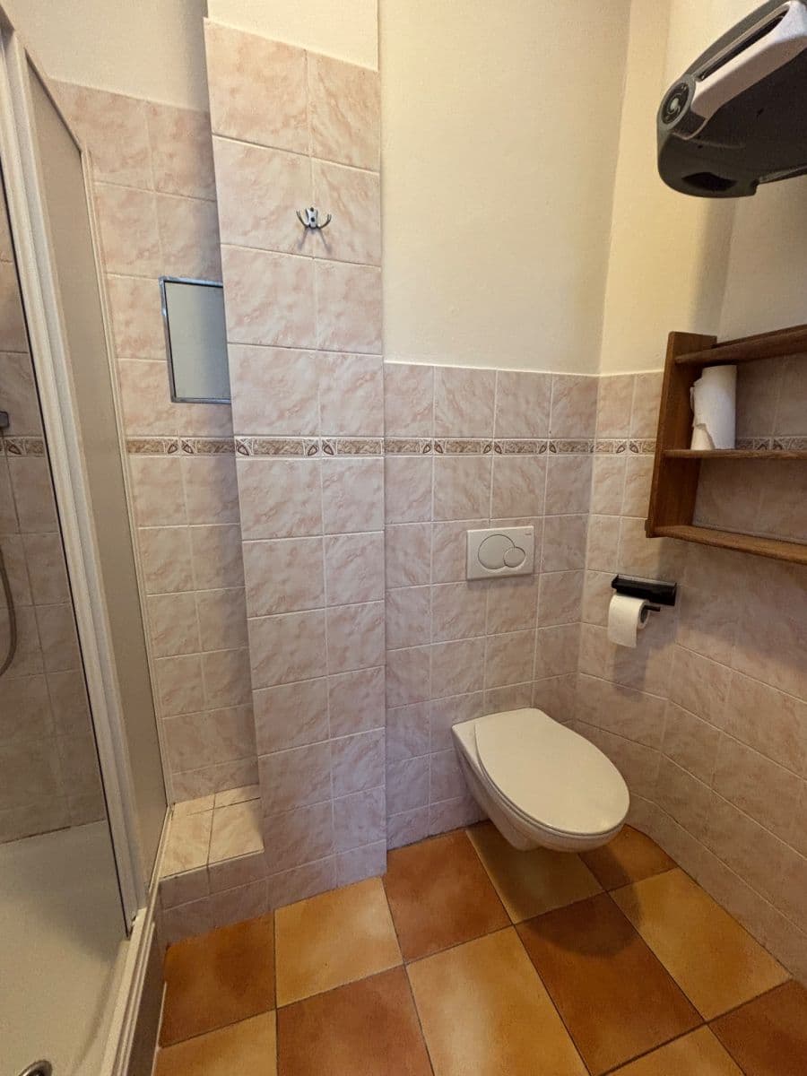 Pronájem bytu 1+1 32 m², Arbesovo náměstí, Praha, Praha Pronájem bytu 1+1 32 m², Arbesovo náměstí, Praha, Praha