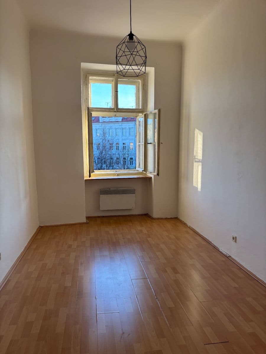 Pronájem bytu 1+1 32 m², Arbesovo náměstí, Praha, Praha Pronájem bytu 1+1 32 m², Arbesovo náměstí, Praha, Praha