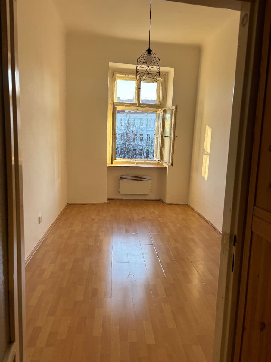 Pronájem bytu 1+1 32 m², Arbesovo náměstí, Praha, Praha Pronájem bytu 1+1 32 m², Arbesovo náměstí, Praha, Praha