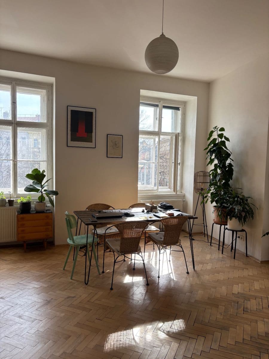 Pronájem bytu 3+1 100 m², Arbesovo náměstí, Praha, Praha Pronájem bytu 3+1 100 m², Arbesovo náměstí, Praha, Praha