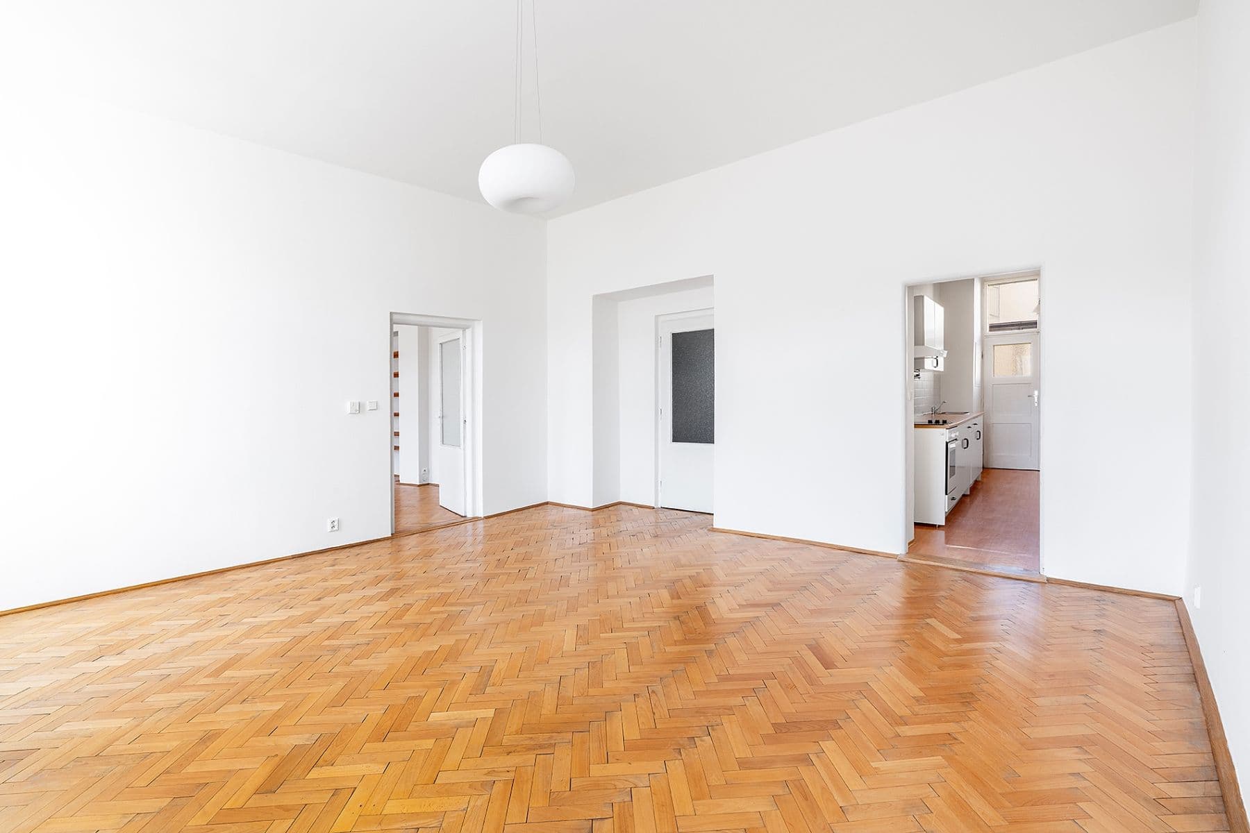 Pronájem bytu 2+1 72 m², Arbesovo náměstí, Praha, Praha Pronájem bytu 2+1 72 m², Arbesovo náměstí, Praha, Praha