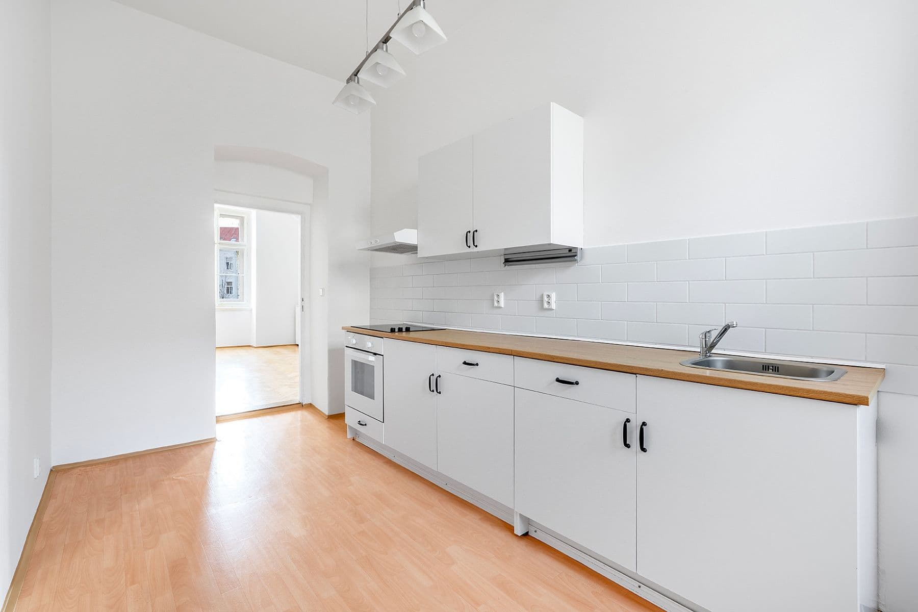 Pronájem bytu 2+1 72 m², Arbesovo náměstí, Praha, Praha Pronájem bytu 2+1 72 m², Arbesovo náměstí, Praha, Praha