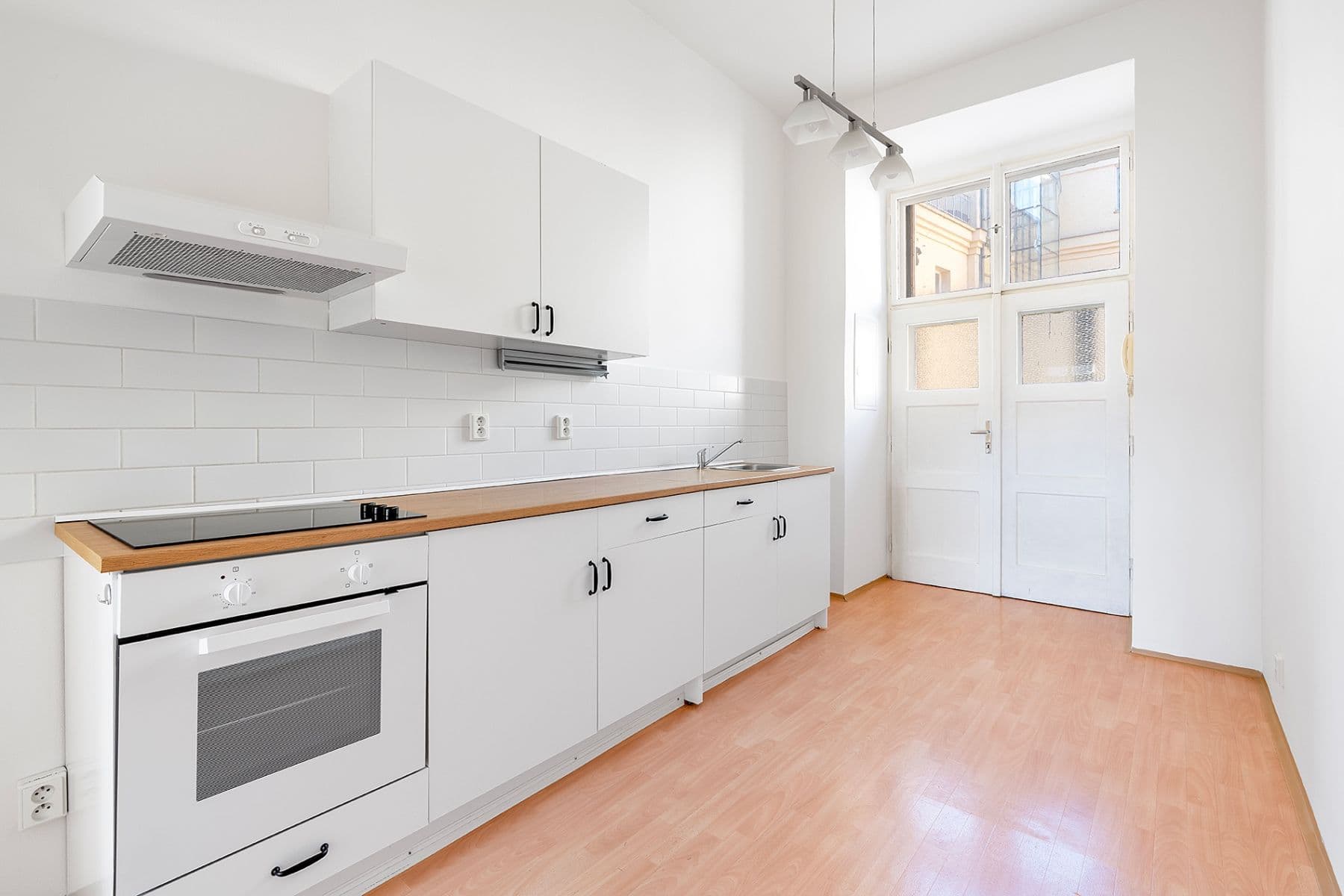 Pronájem bytu 2+1 72 m², Arbesovo náměstí, Praha, Praha Pronájem bytu 2+1 72 m², Arbesovo náměstí, Praha, Praha