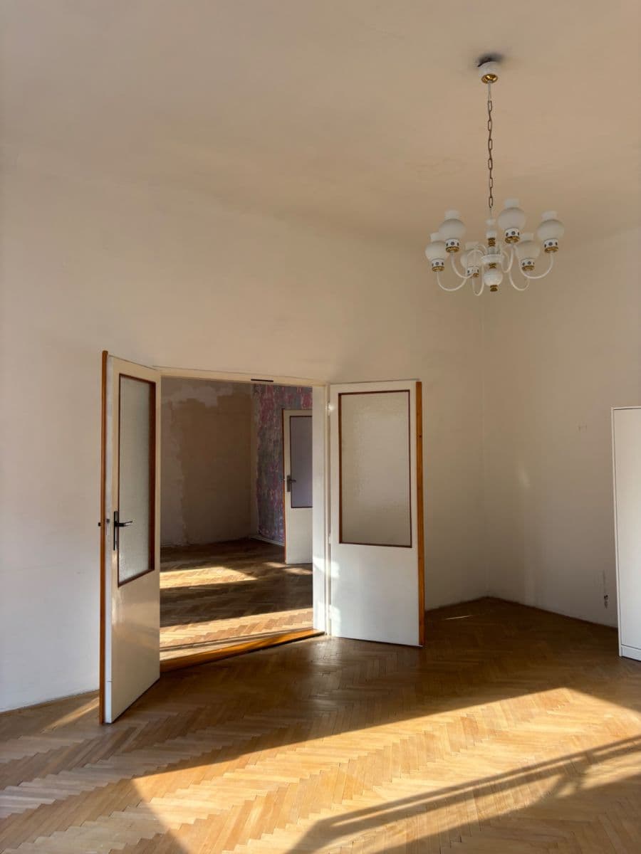 Pronájem bytu 2+1 77 m², Arbesovo náměstí, Praha, Praha Pronájem bytu 2+1 77 m², Arbesovo náměstí, Praha, Praha
