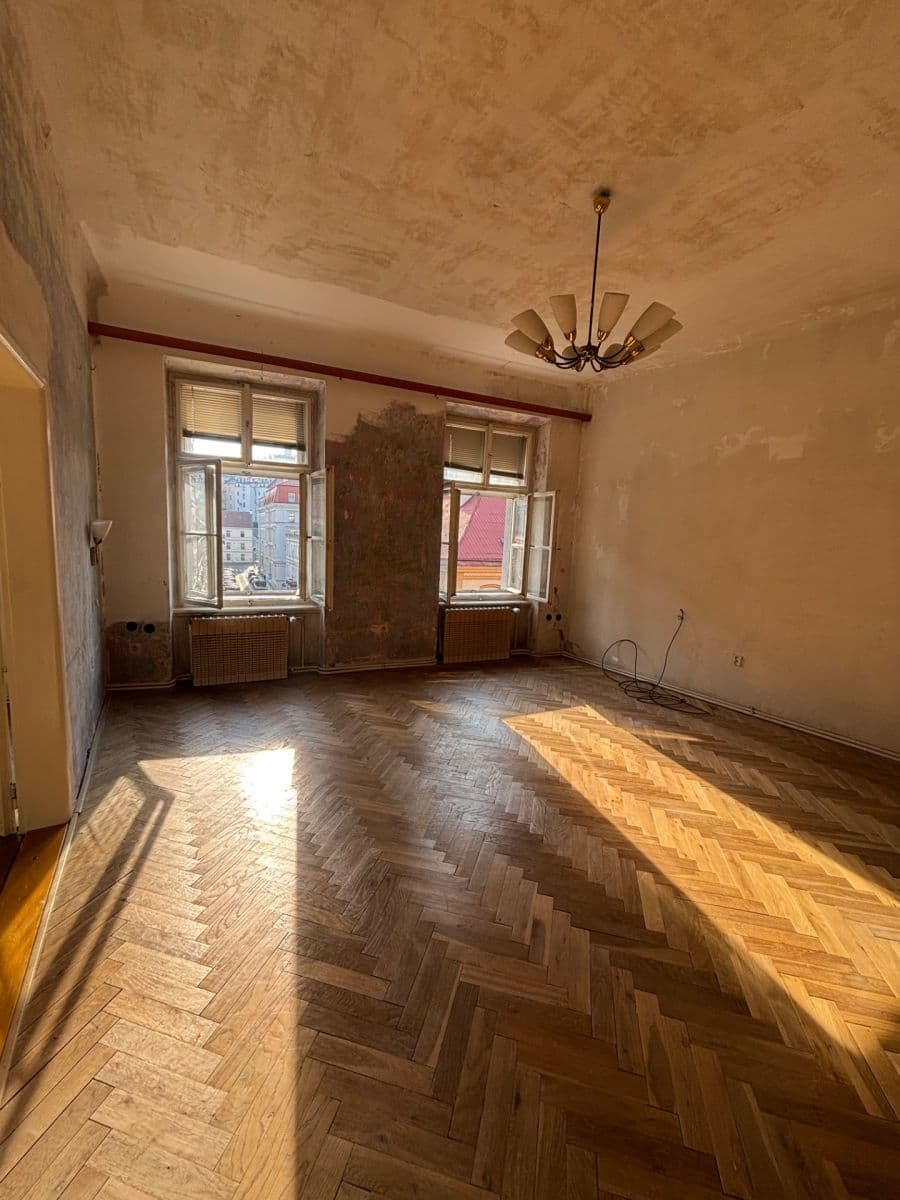 Pronájem bytu 2+1 77 m², Arbesovo náměstí, Praha, Praha Pronájem bytu 2+1 77 m², Arbesovo náměstí, Praha, Praha