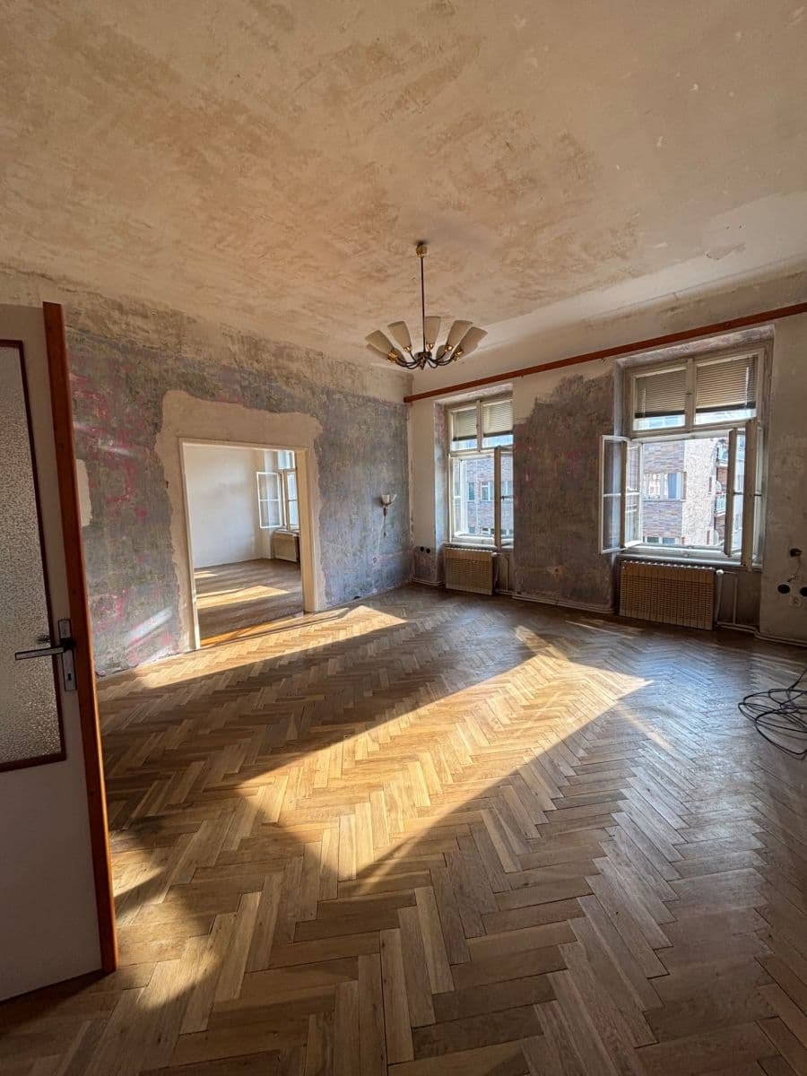 Pronájem bytu 2+1 77 m², Arbesovo náměstí, Praha, Praha Pronájem bytu 2+1 77 m², Arbesovo náměstí, Praha, Praha