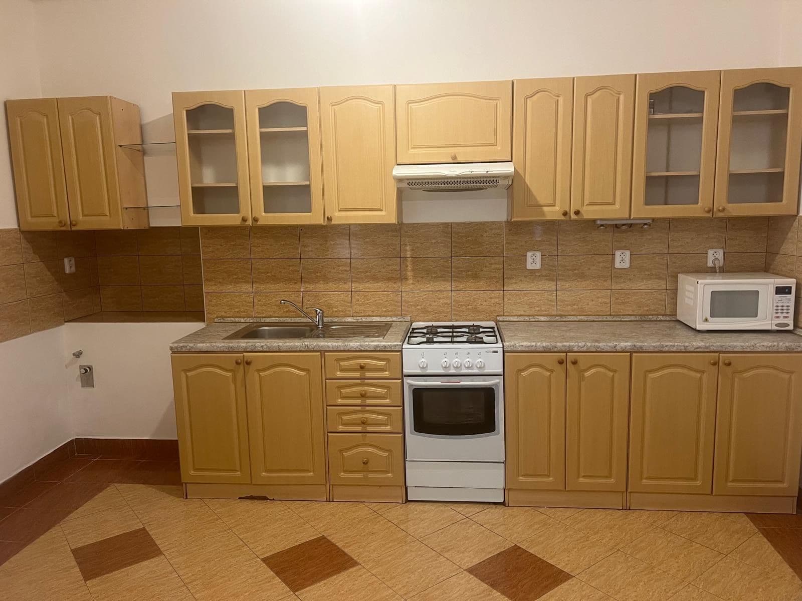 Pronájem bytu 2+1 84 m², Arbesovo náměstí, Praha, Praha Pronájem bytu 2+1 84 m², Arbesovo náměstí, Praha, Praha