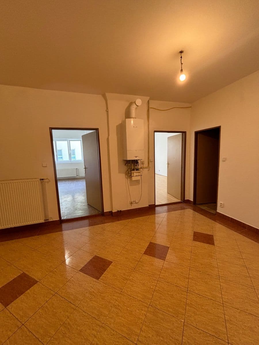 Pronájem bytu 2+1 84 m², Arbesovo náměstí, Praha, Praha Pronájem bytu 2+1 84 m², Arbesovo náměstí, Praha, Praha